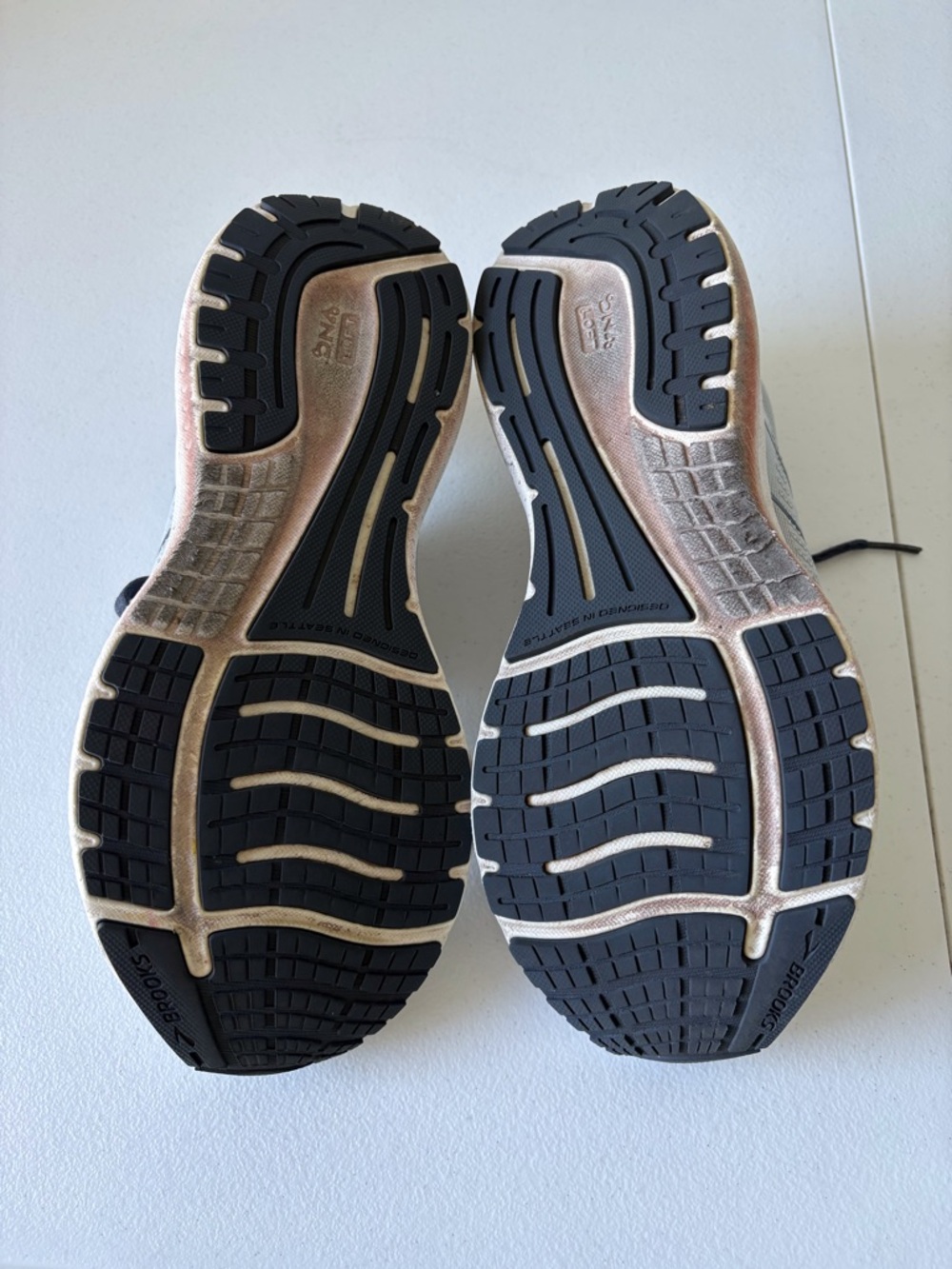 Brooks Glycerin 19 Size Women 9 Navy & Gray‎ Activewear Running Walking Comfort - Picture 13 of 13